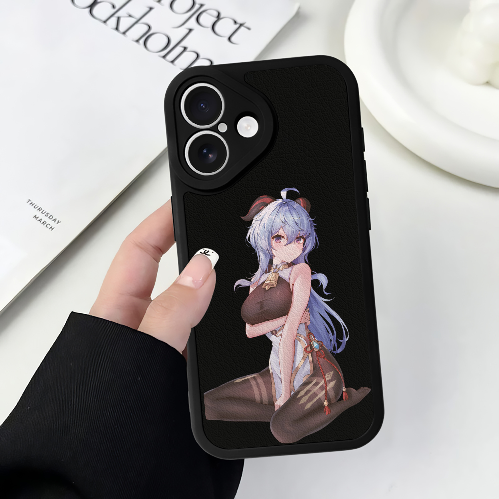 げんし神 甘雨 かんう genshin Ganyu 【iPhone 16シリーズ対応】シリコンスマホケース（レザー調） 材質：シリコン